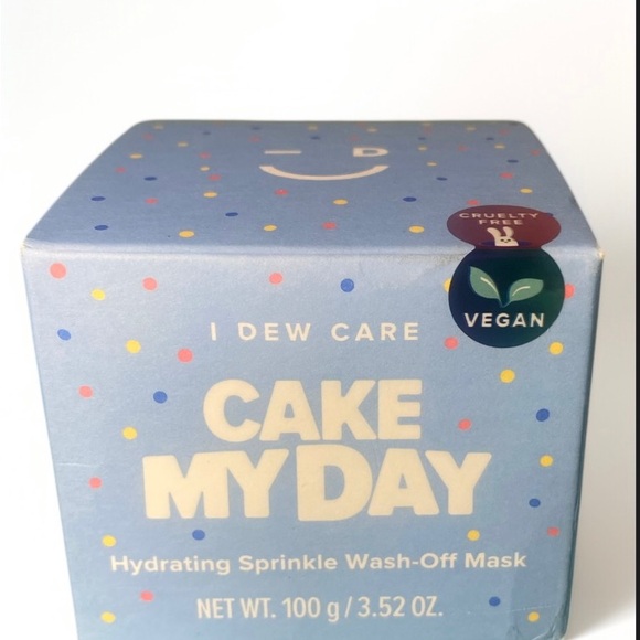 Cake My Day Hydrating Sprinkle Wash-Off Mask - Blue - Picture 2 of 6